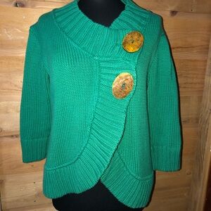 Green oversized button crossover sweater / cardigan size medium Willow